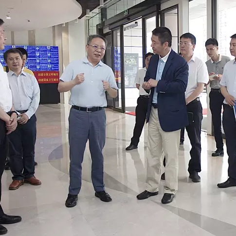 Governor Shen Xiaoming inspected the Hainan Cancer Hospital